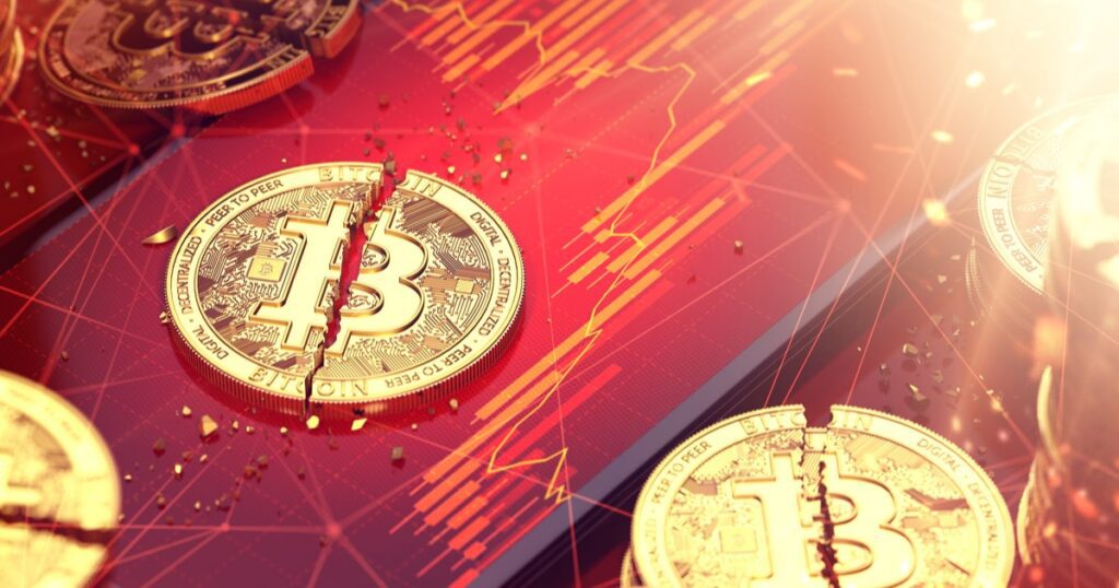BTC Crashes to $102K After Trump's China Tariff Bombshell