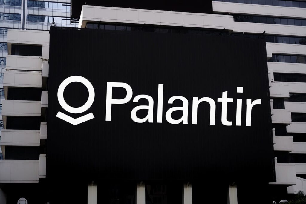Palantir (PLTR) Stock Drops After Army Flags Security Issues in Battlefield System